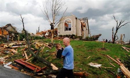 Enfant sauvé lors d'une tornade