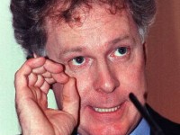 Jean Charest a un passé qu’il aimerait mieux oublier