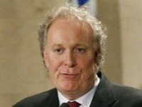 Jean Charest ne défend pas les intérêts des québécois