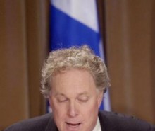 Pourquoi faut-il montrer la porte à Jean Charest?