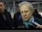 Jean Charest sort de sa cachette