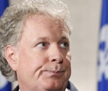 Le gouvernement Charest admet le recul du français