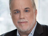 Philippe Couillard : à peine élu, sa page Facebook est détrônée